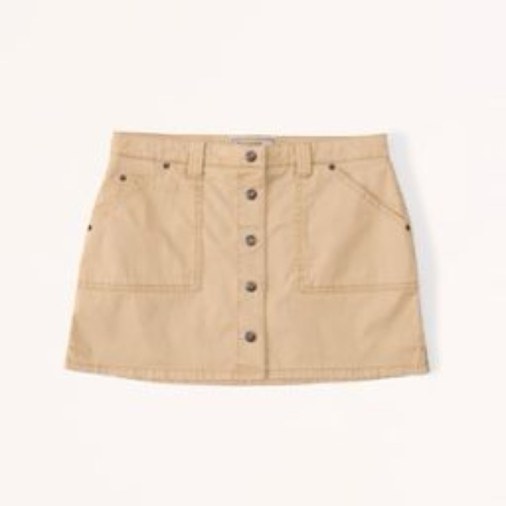 NWT Abercrombie & Fitch Khaki Y2K Utility Button-Front Mini Skirt - Size Medium